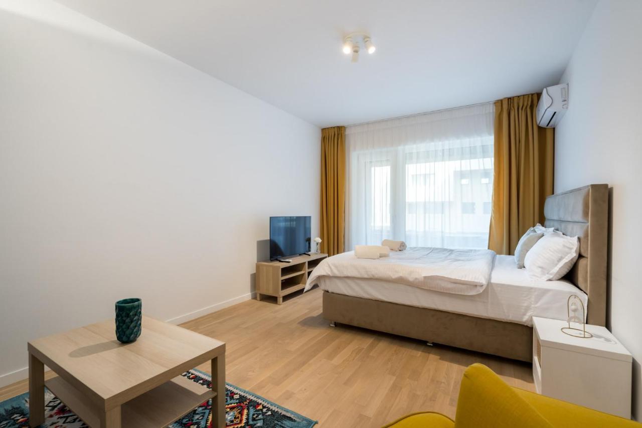 Zen Studios - Central Escape With Parking Bukares Bagian luar foto